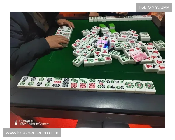 最新版本真人麻将血战到底免费下载，开启最热血的线上麻将对决